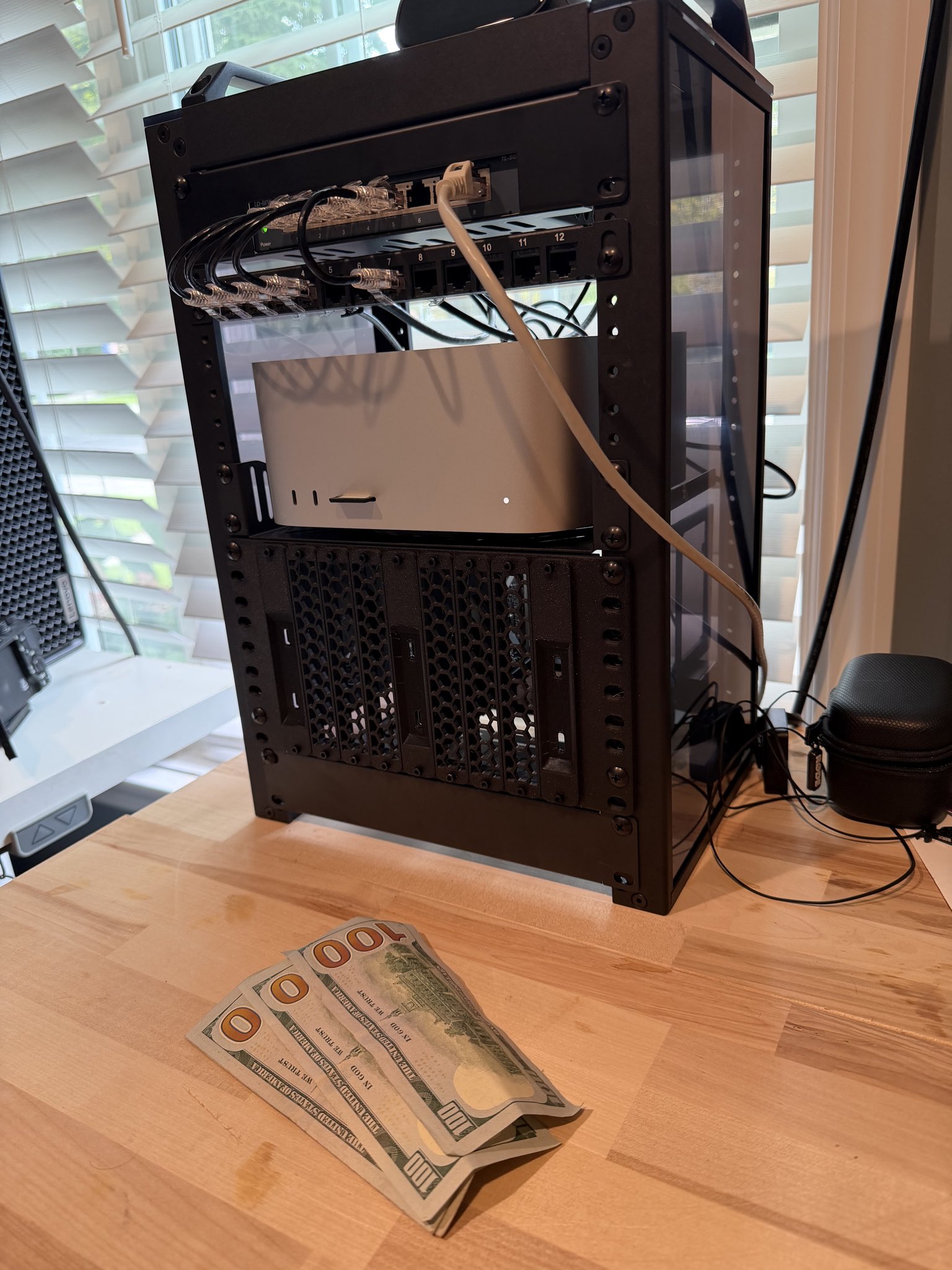 Typecraft's homelab rig photo